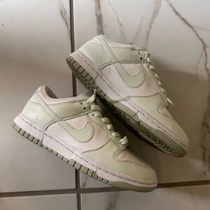 Women’s Dunk Low Next Nature ‘White Mint’